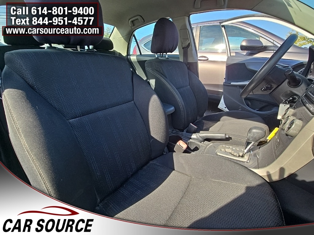 2012 Toyota Corolla L photo 22