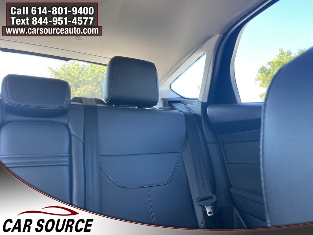 2015 Ford Focus Titanium photo 18