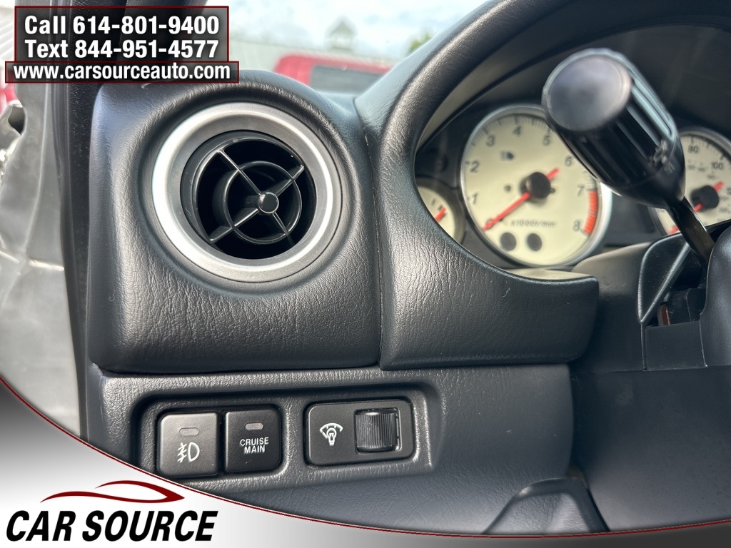 Mazda MX-5 Miata  2004