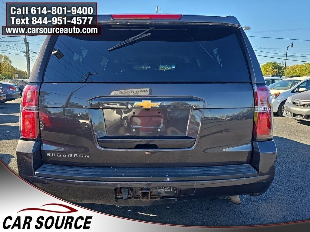 Chevrolet Suburban  2015