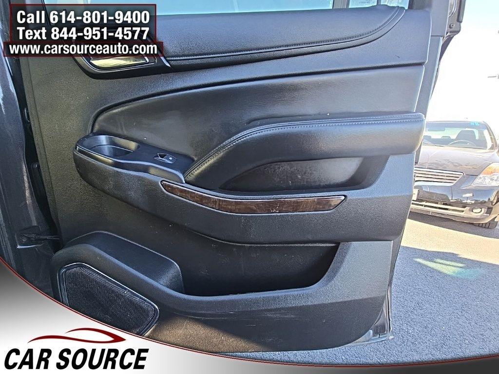 Chevrolet Suburban  2015