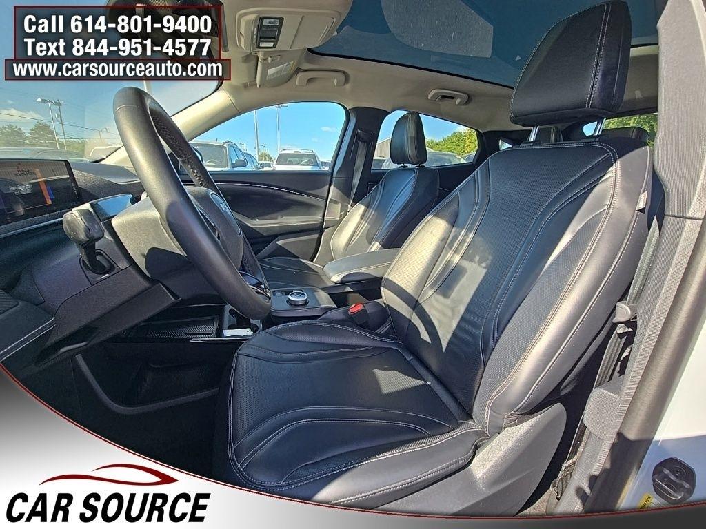 Ford Mustang Mach-E  2023