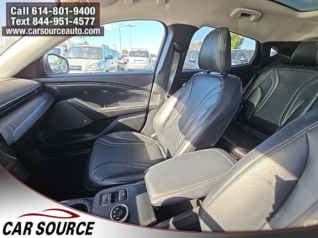 Ford Mustang Mach-E  2023