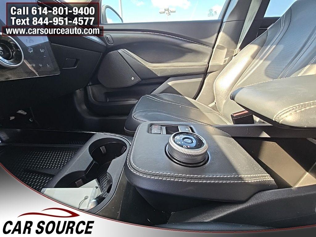 Ford Mustang Mach-E  2023