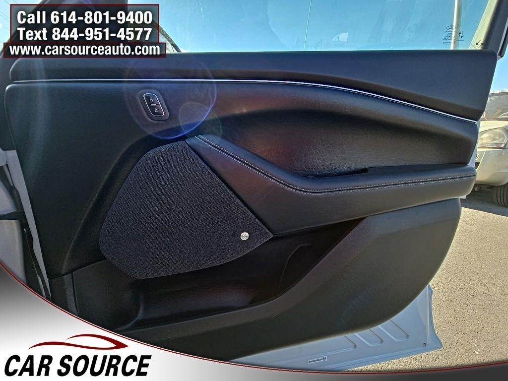 Ford Mustang Mach-E  2023