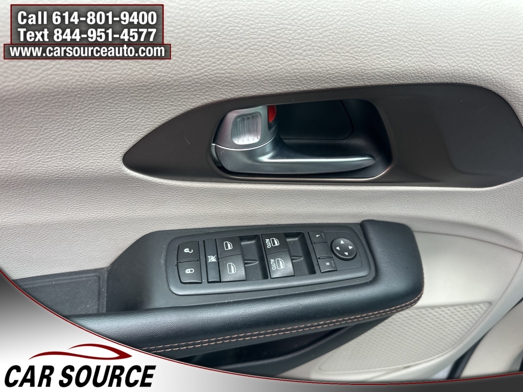 Chrysler Pacifica  2017 Chrysler Pacifica  2017