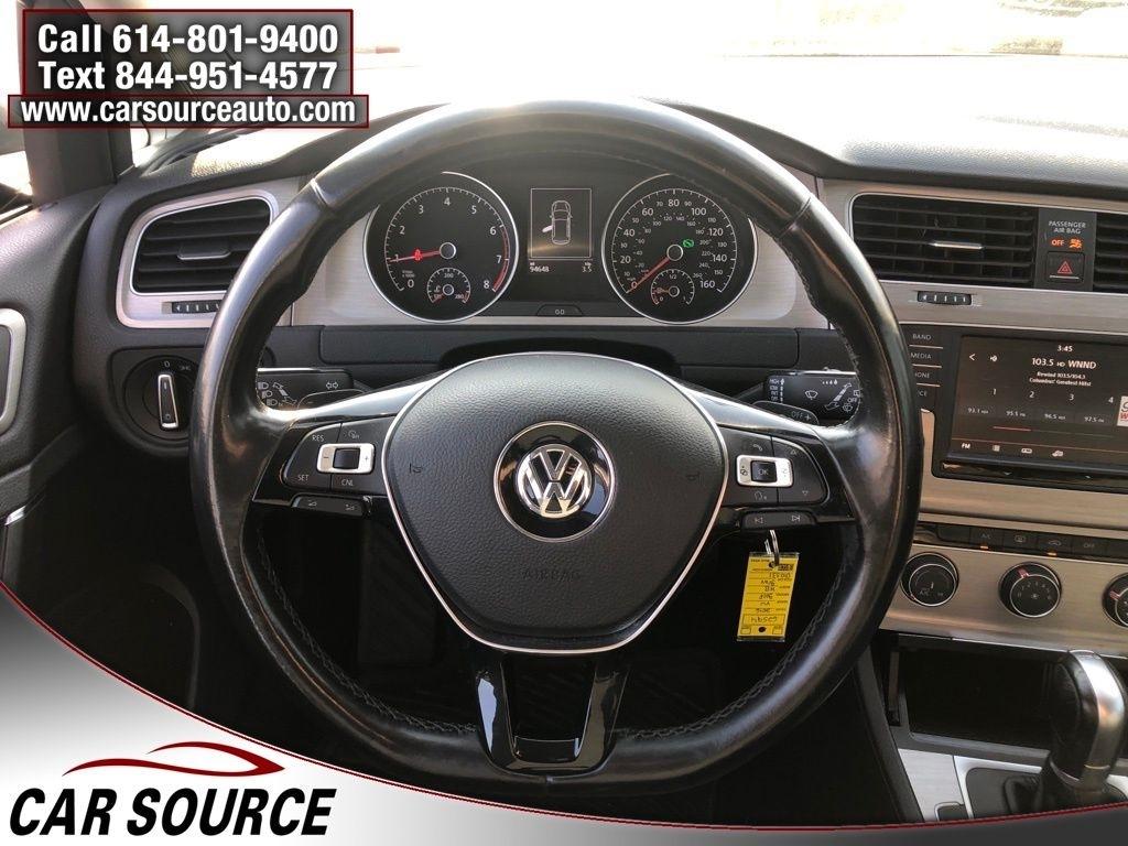 Volkswagen Golf  2016