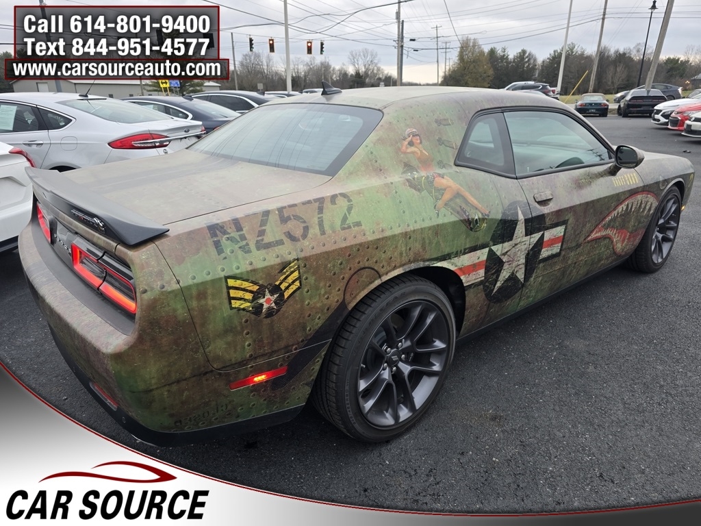 Dodge Challenger  2023