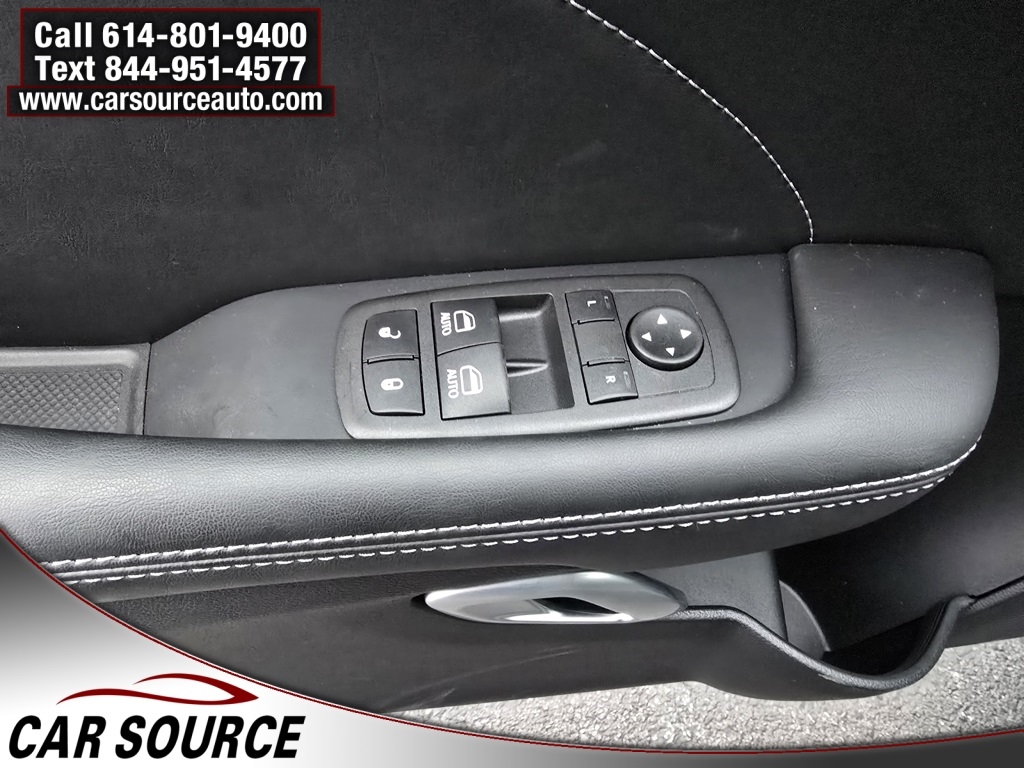 Dodge Challenger  2023