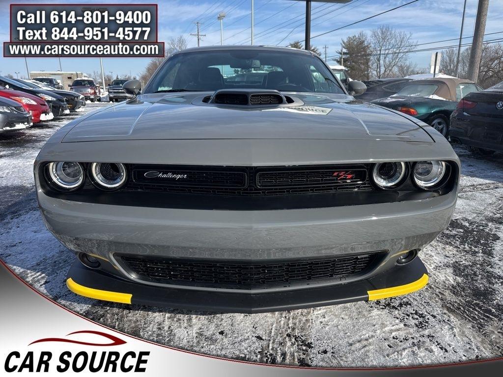 Dodge Challenger  2023