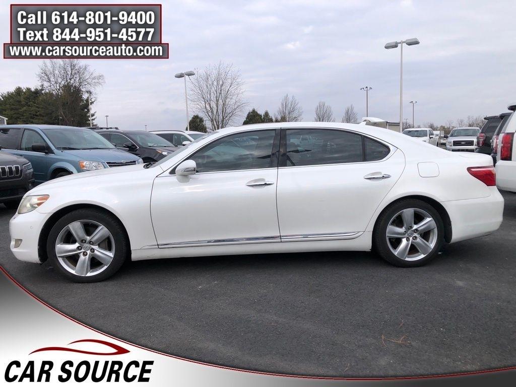 Lexus LS 460  2011