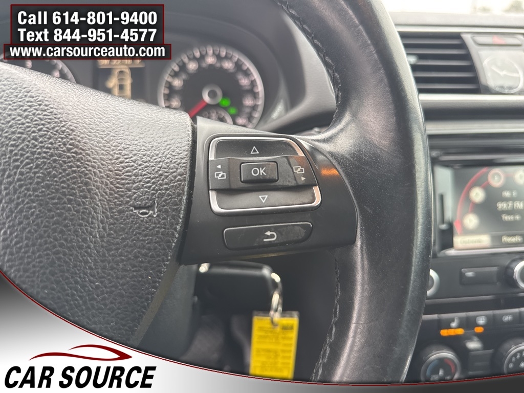 Volkswagen Passat  2013