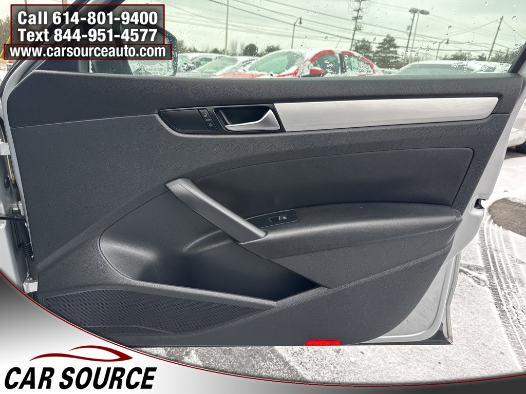 Volkswagen Passat  2013