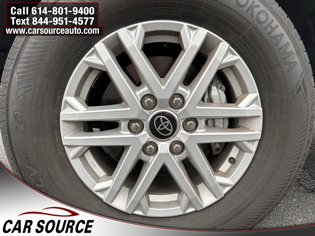 Toyota Tundra 4WD  2024