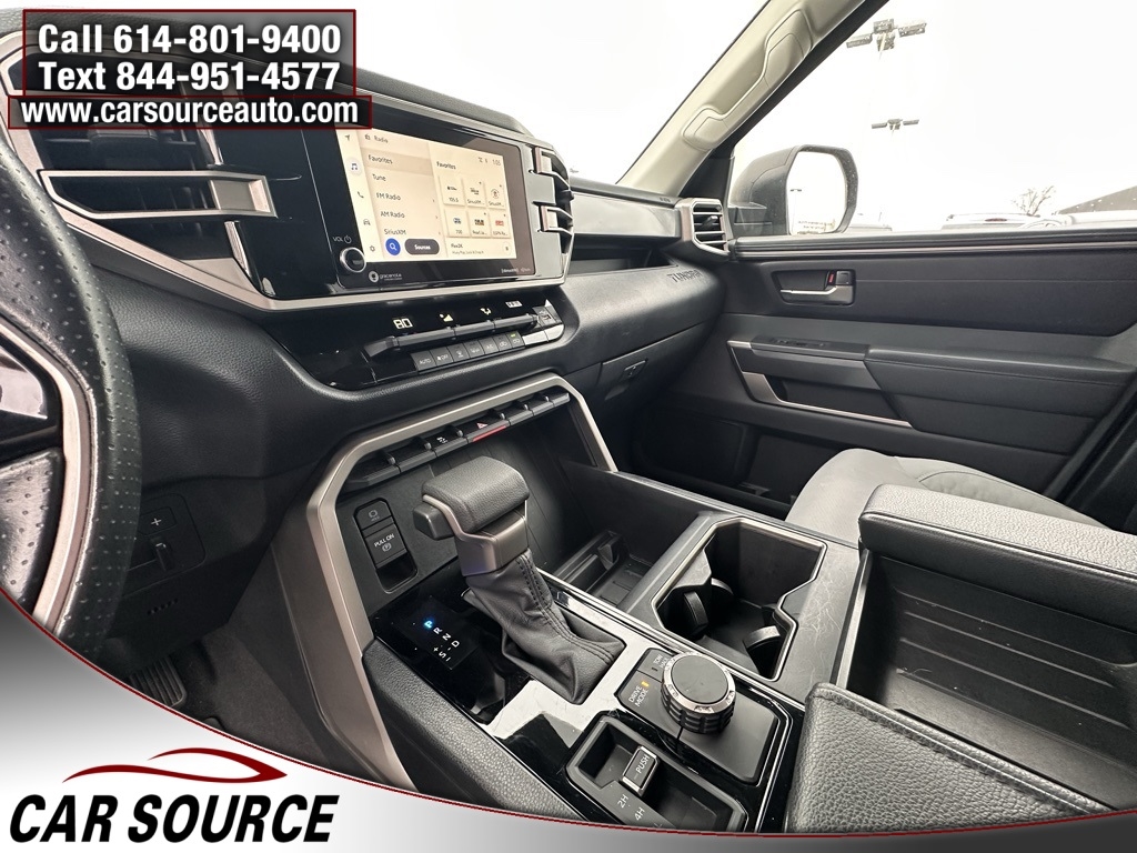 Toyota Tundra 4WD  2024