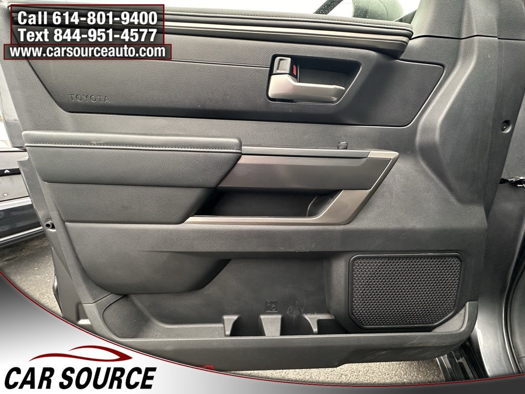 Toyota Tundra 4WD  2024