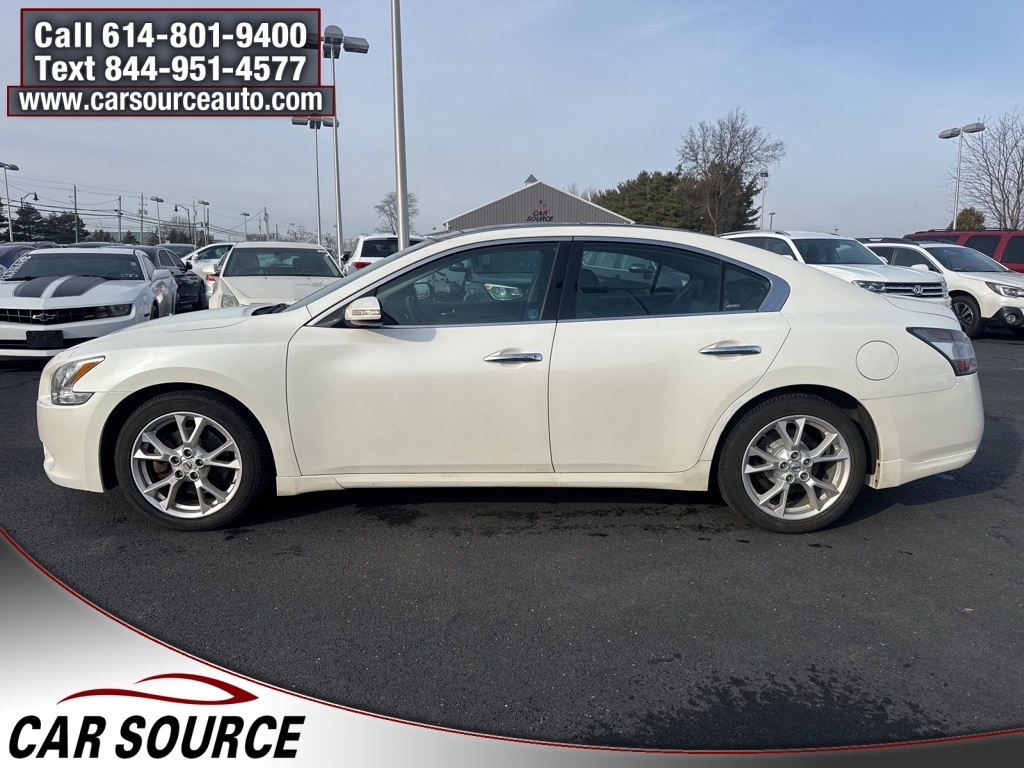 Nissan Maxima  2012