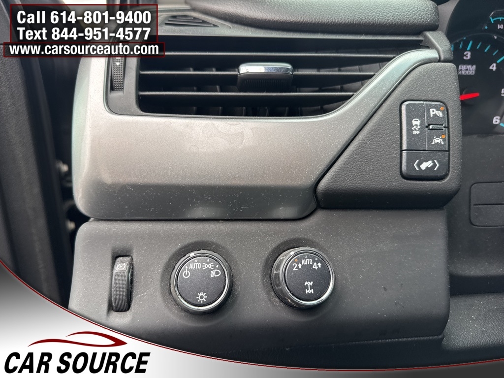 Chevrolet Suburban  2017