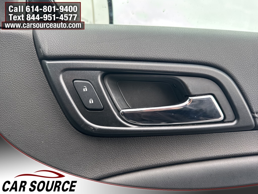 Chevrolet Suburban  2017