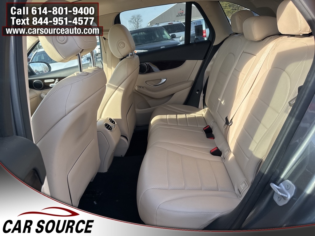 Mercedes-Benz GLC  2016