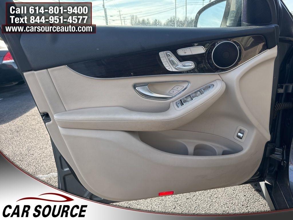 Mercedes-Benz GLC  2016