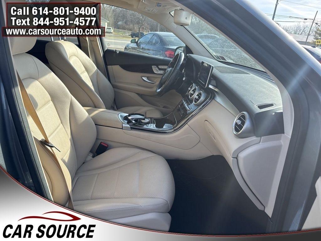 Mercedes-Benz GLC  2016