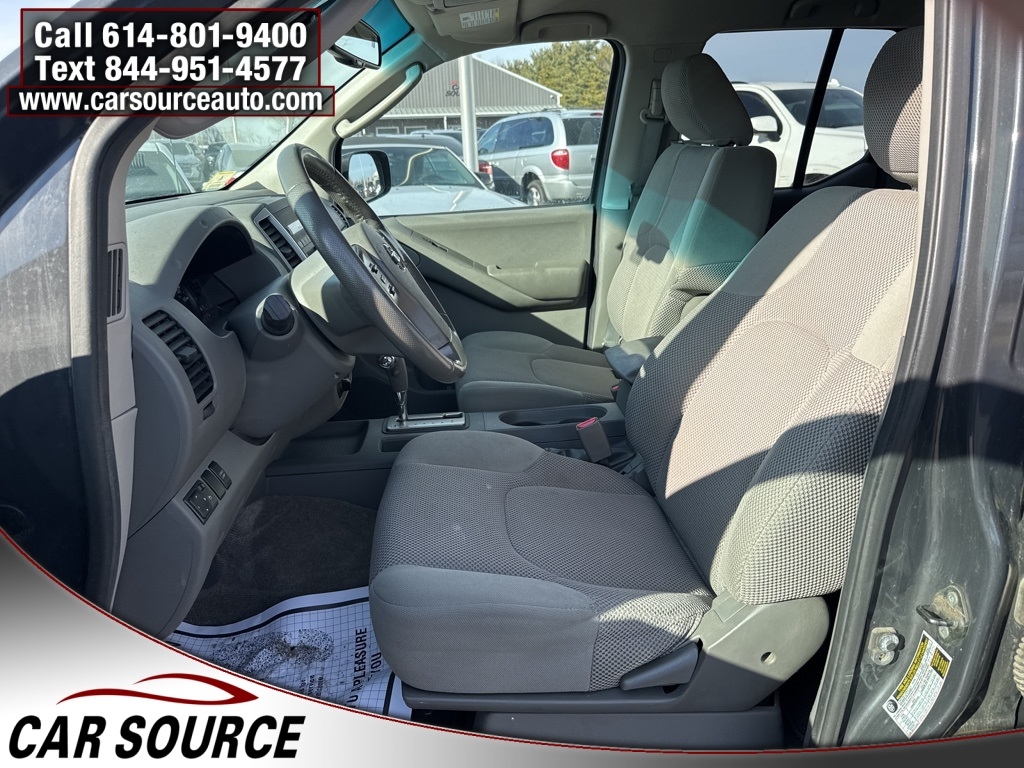 Nissan Frontier  2011