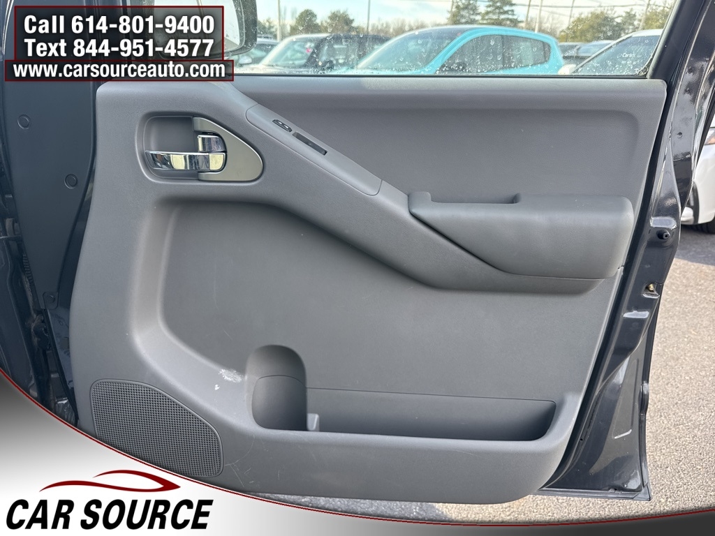 Nissan Frontier  2011