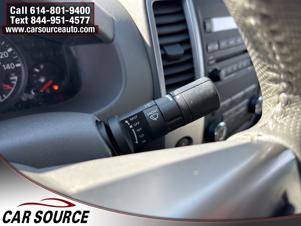 Nissan Frontier  2011