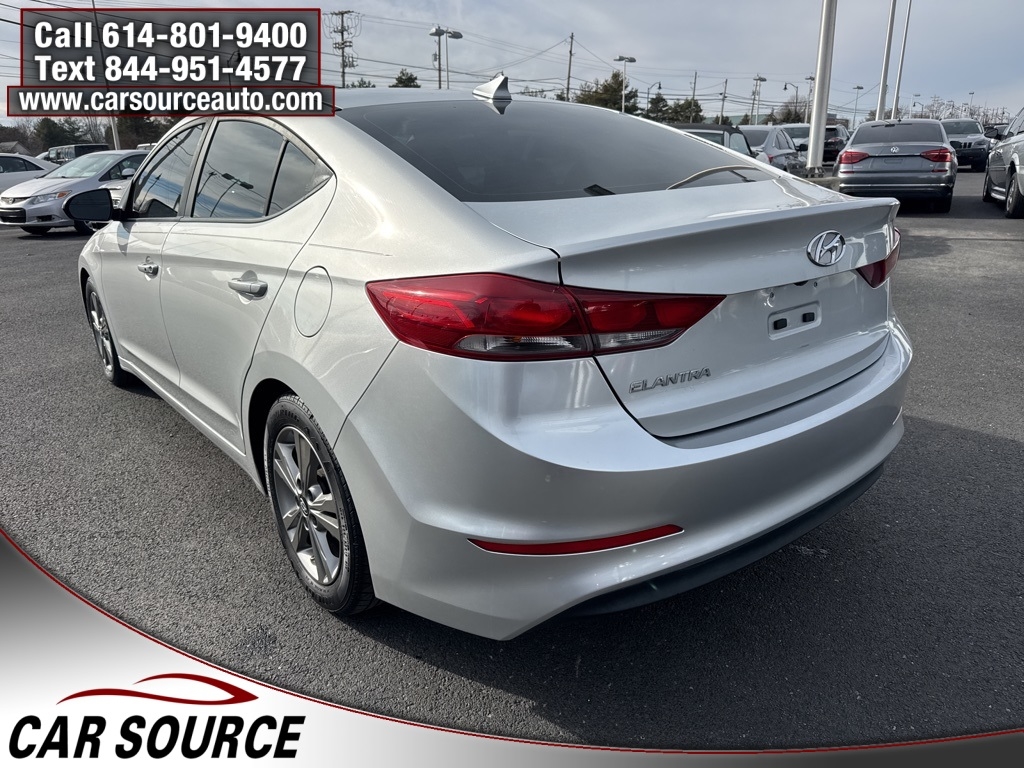 Hyundai Elantra  2018