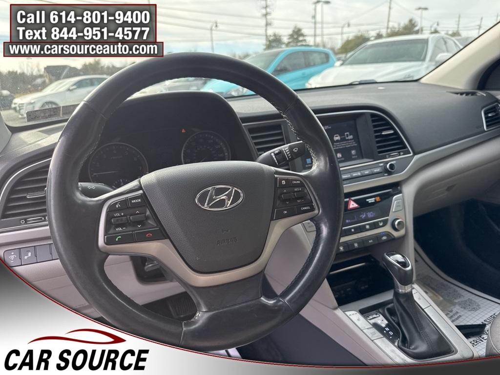 Hyundai Elantra  2018