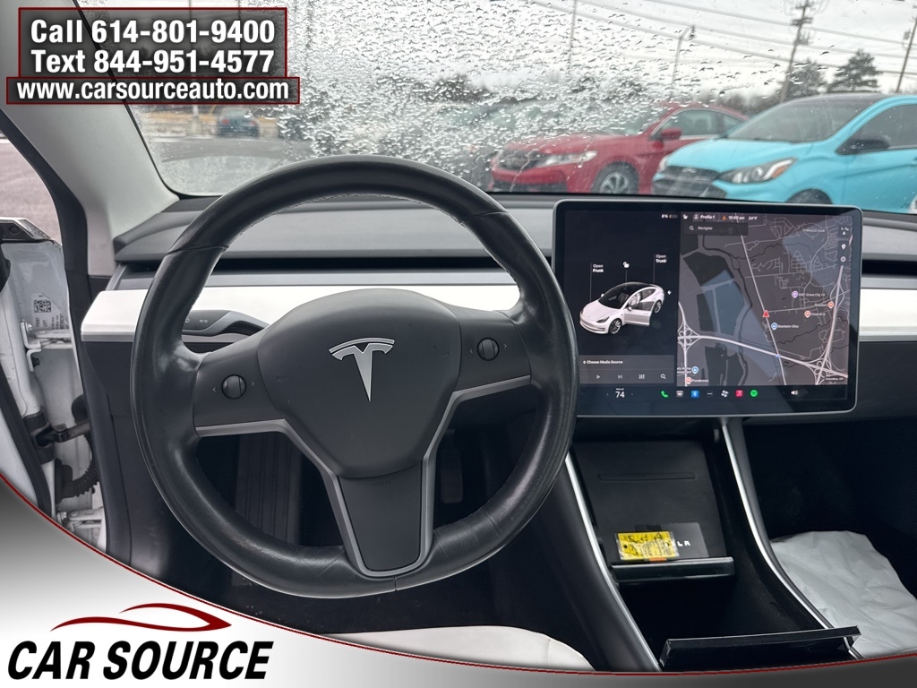 Tesla Model 3  2019