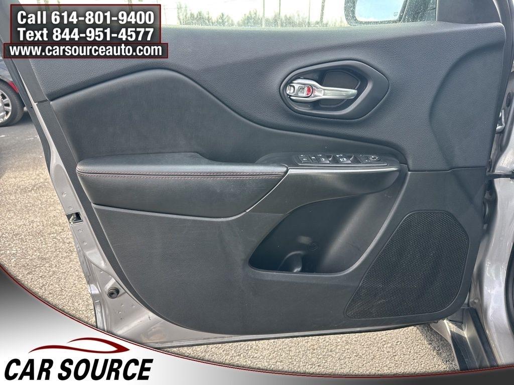 Jeep Cherokee  2019