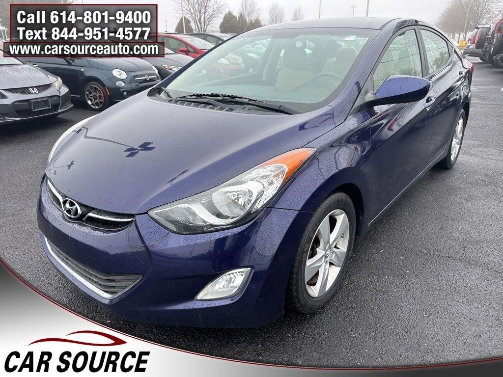 Hyundai Elantra  2013