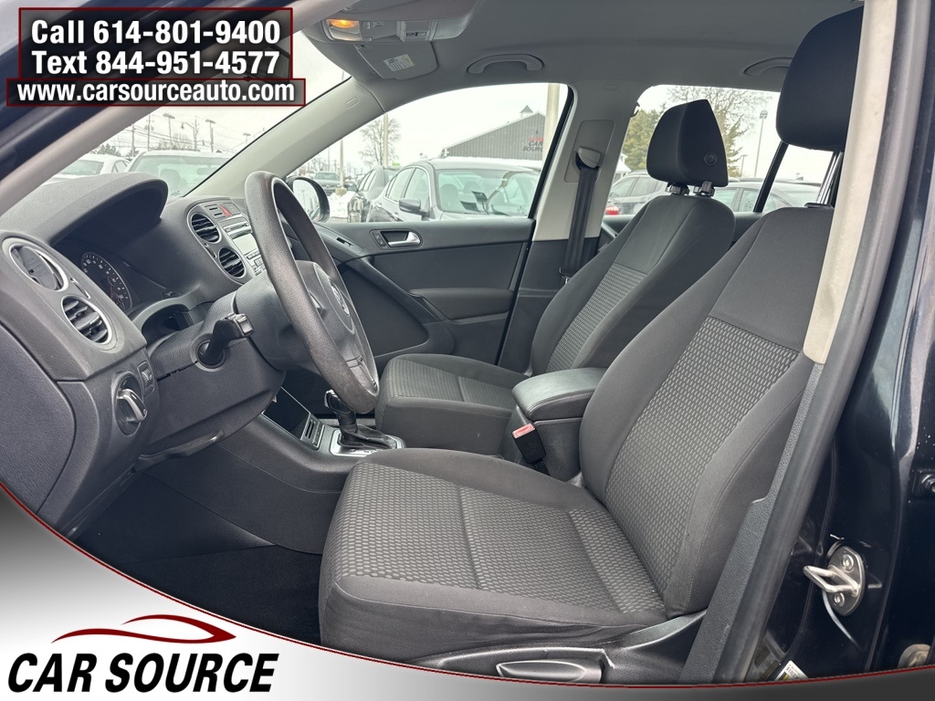 Volkswagen Tiguan  2011