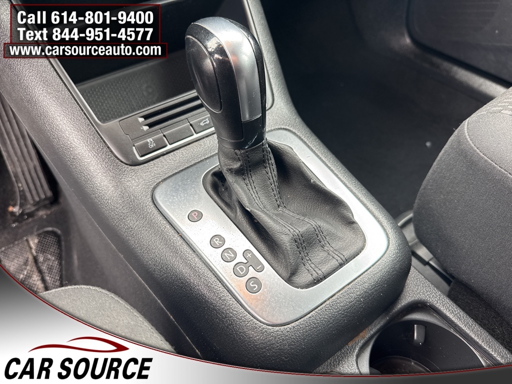 Volkswagen Tiguan  2011