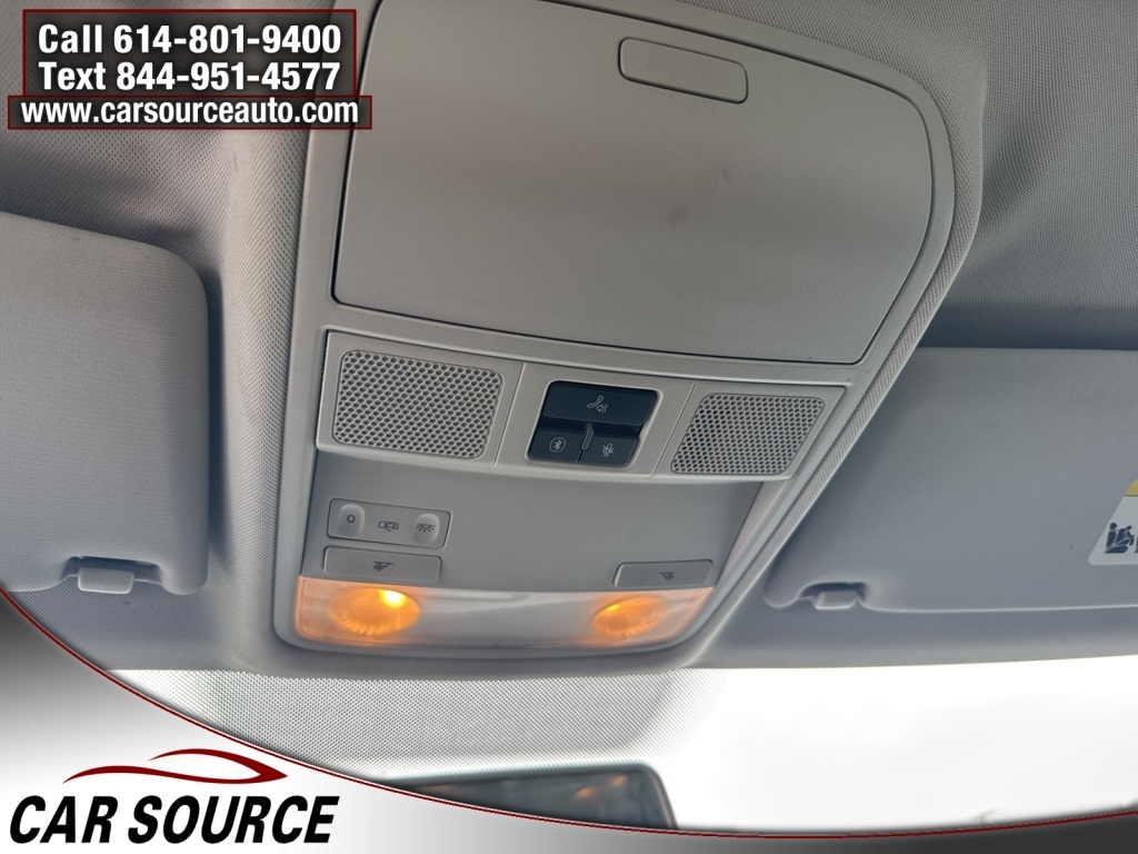 Volkswagen Tiguan  2011