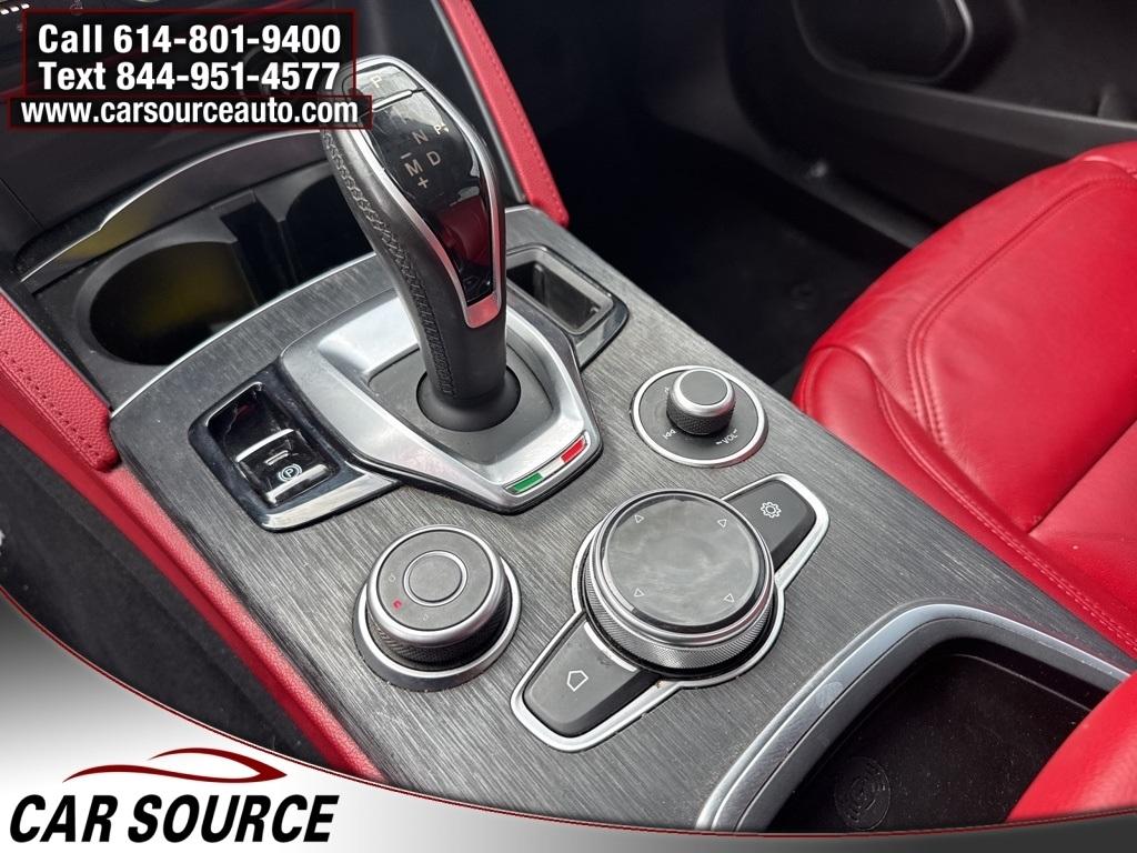 Alfa Romeo Stelvio  2021