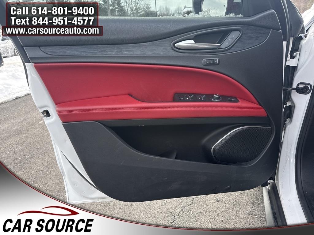 Alfa Romeo Stelvio  2021