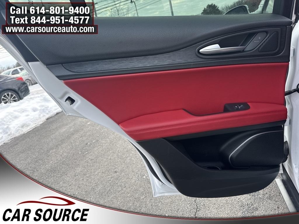 Alfa Romeo Stelvio  2021