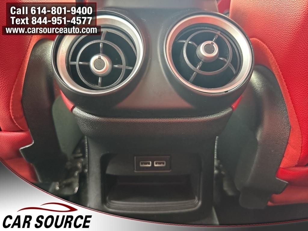 Alfa Romeo Stelvio  2021