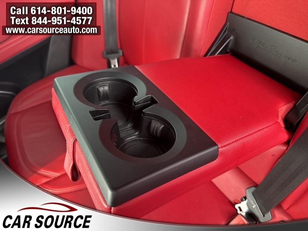 Alfa Romeo Stelvio  2021