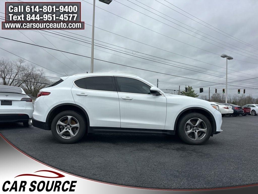 Alfa Romeo Stelvio  2021