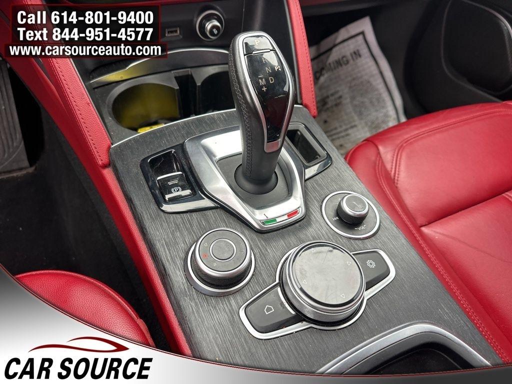 Alfa Romeo Stelvio  2021