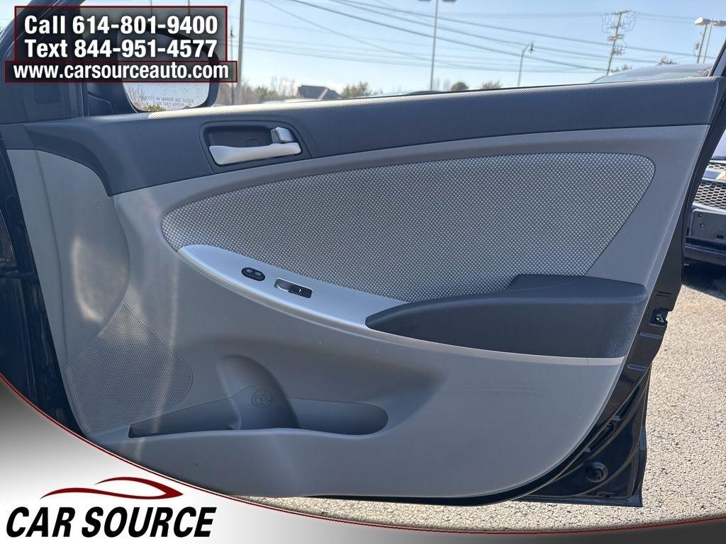 Hyundai Accent  2014