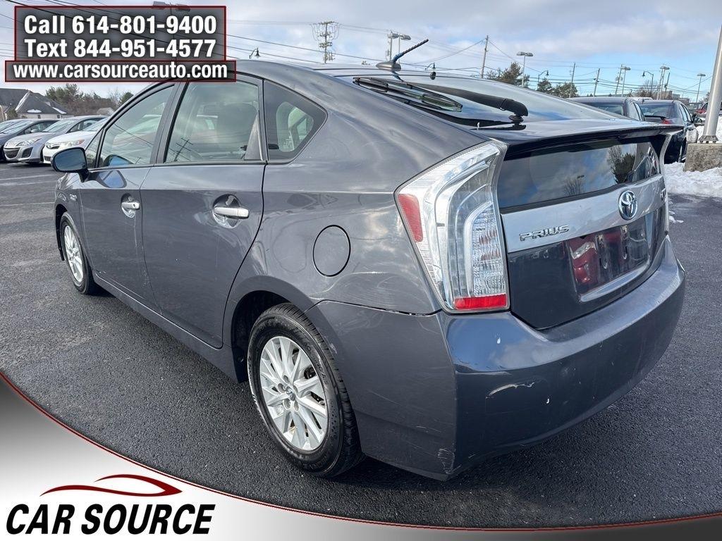 Toyota Prius Plug-In  2015