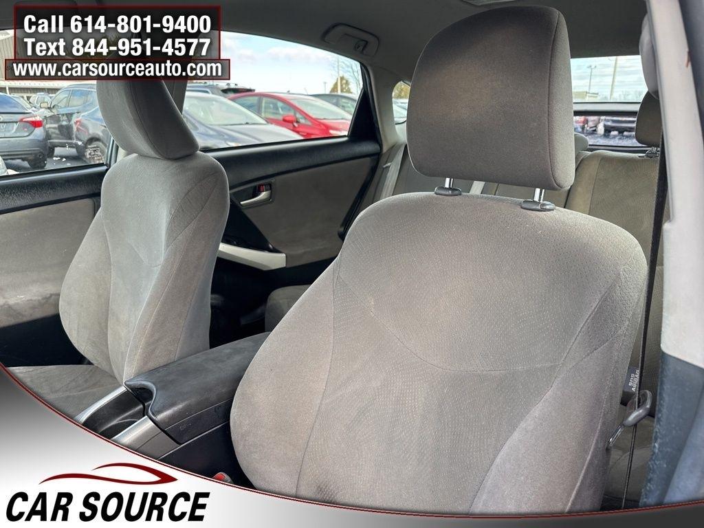 Toyota Prius Plug-In  2015