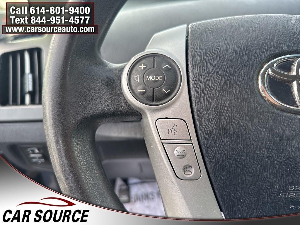 Toyota Prius Plug-In  2015