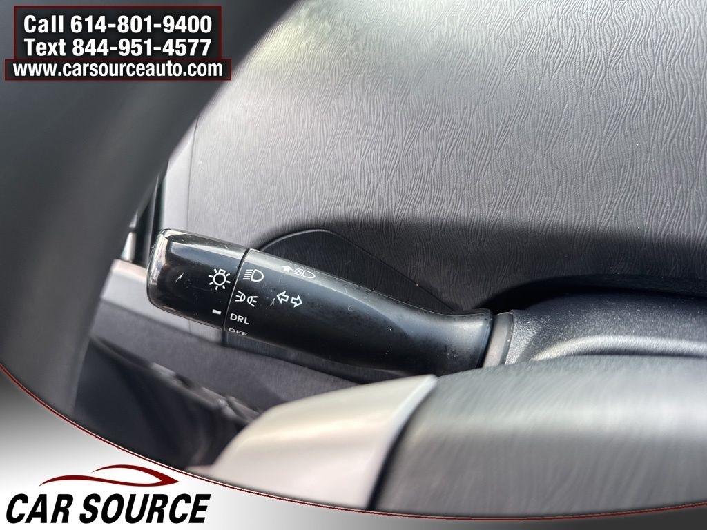 Toyota Prius Plug-In  2015