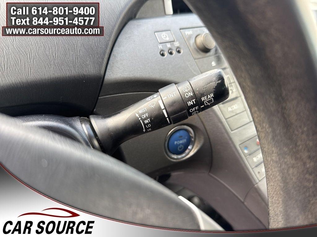 Toyota Prius Plug-In  2015